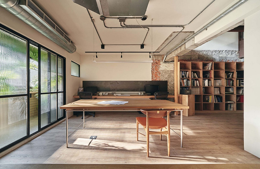 Redefining Space at Soar Design Studio Office